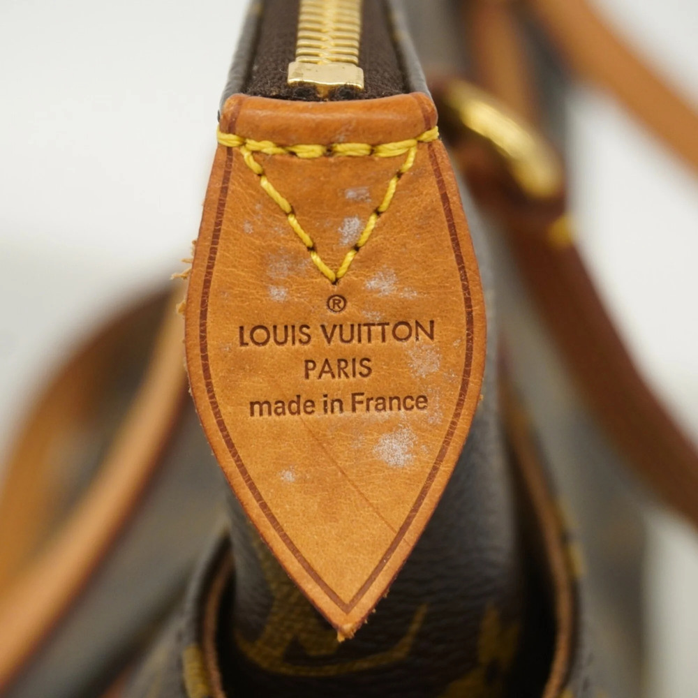 LOUIS VUITTON Brown Monogram Tote Bag - Picture 5 of 11